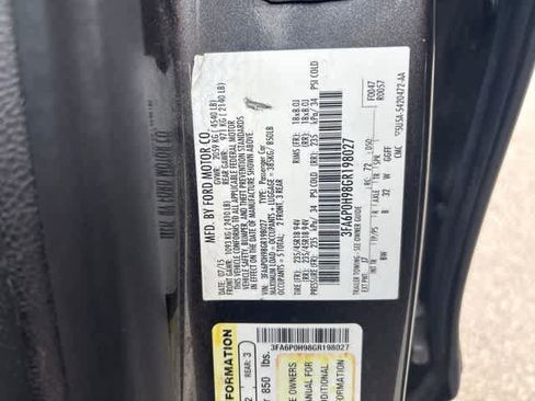 Used 2016 Ford Fusion SE w/ Equipment Group 202A FWD image 22