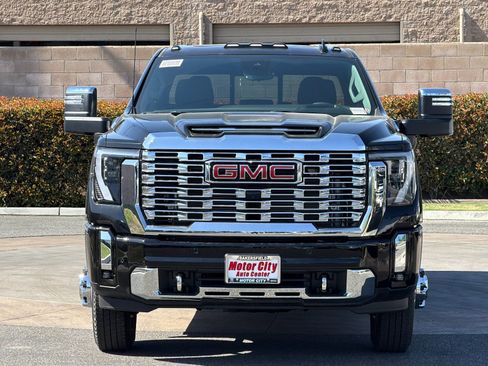 New 2026 GMC Sierra 3500 Denali w/ Denali Reserve Package AWD/4WD image 9