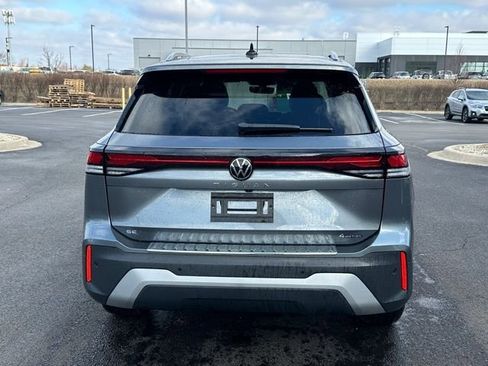 New 2026 Volkswagen Tiguan SE image 5