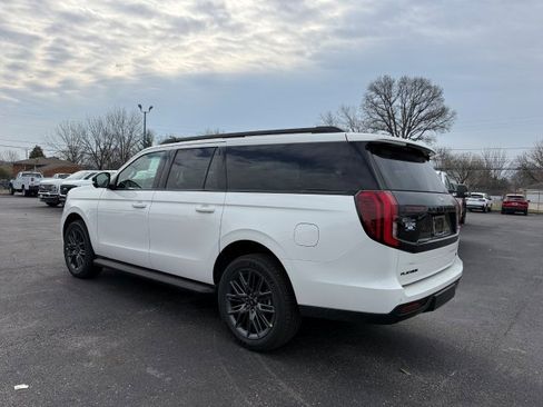 New 2026 Ford Expedition Max Platinum image 4