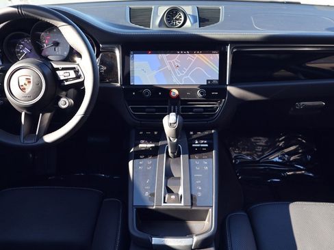 New 2026 Porsche Macan S image 21