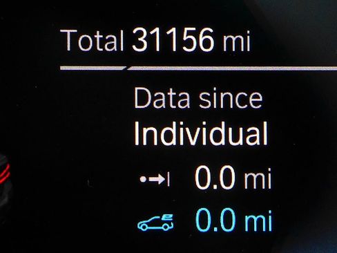 Used 2023 BMW 530e 530e iPerformance w/ M Sport Package image 31