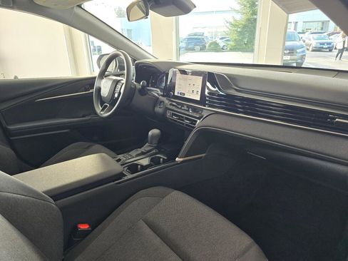 Used 2026 Toyota Camry LE image 45