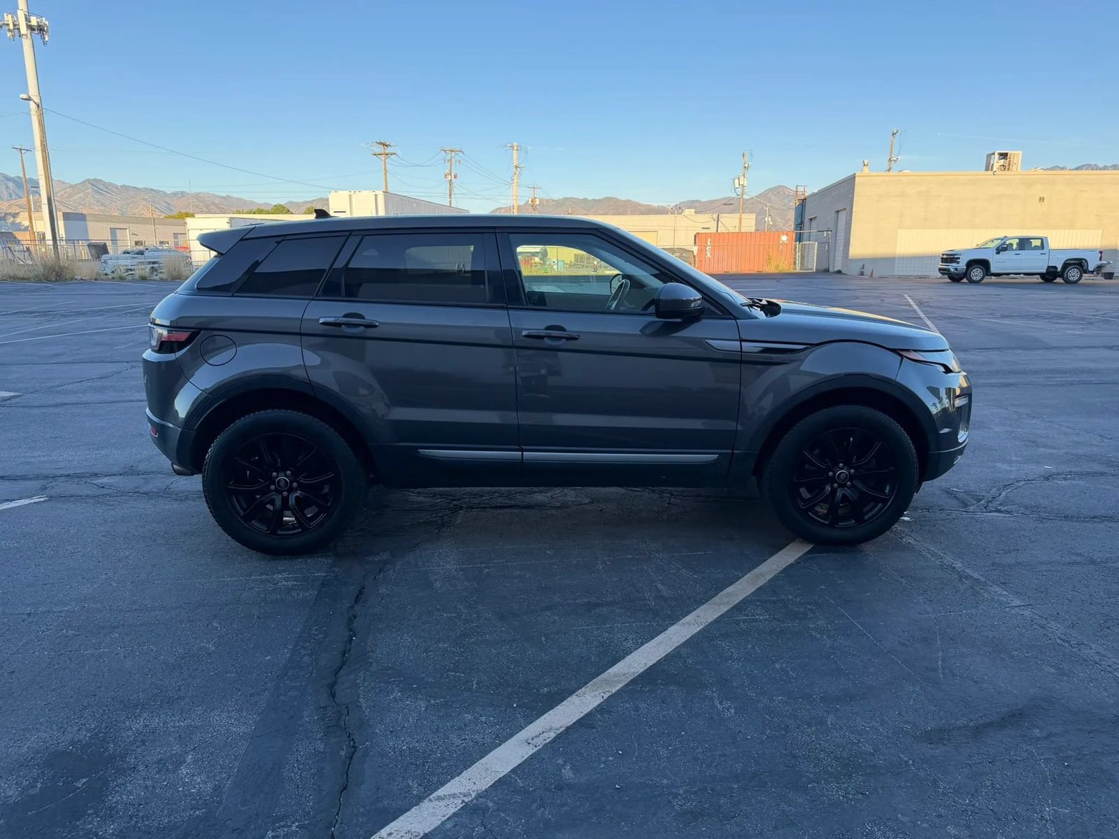 Used 2016 Land Rover Range Rover Evoque SE AWD/4WD image 6