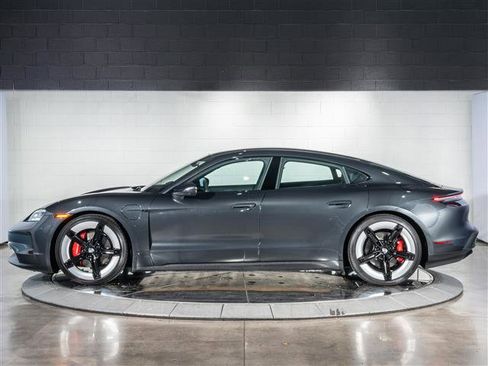 Used 2025 Porsche Taycan 4S AWD/4WD image 2
