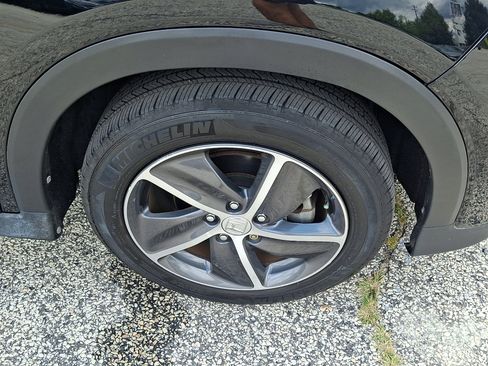 Used 2021 Honda HR-V EX image 9