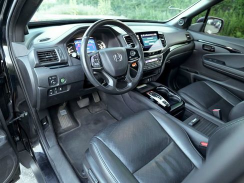 Used 2023 Honda Passport Elite image 19