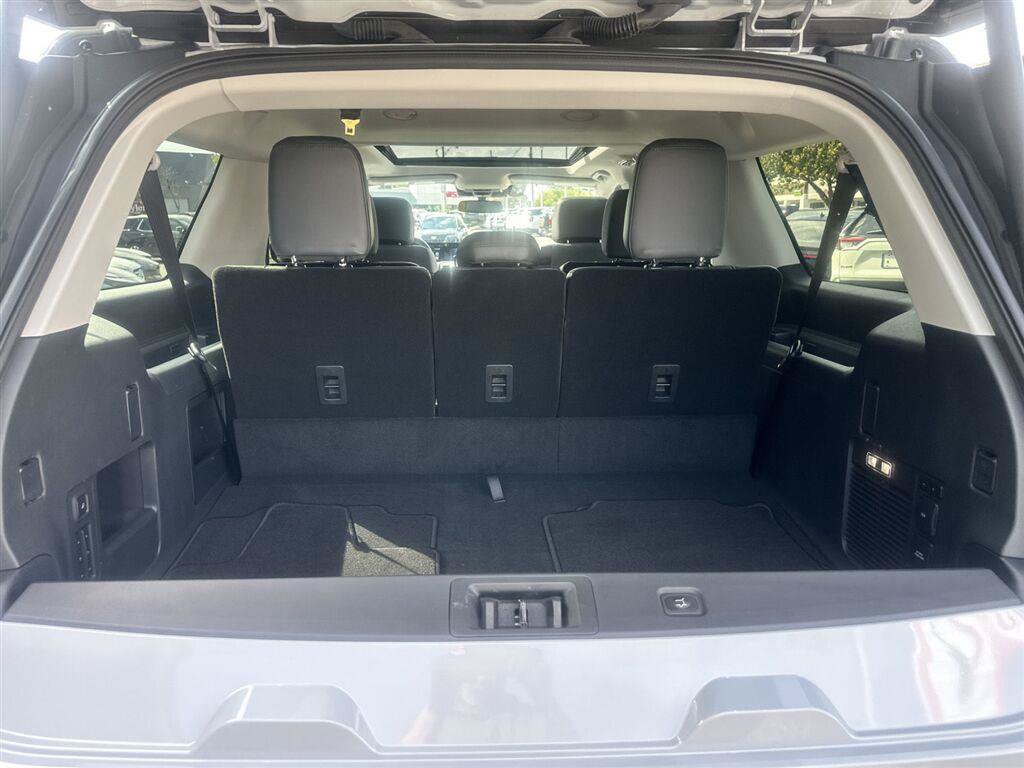 Used 2025 Ford Expedition Max Active AWD/4WD image 18