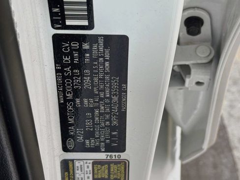 Used 2021 Kia Forte LXS FWD image 29