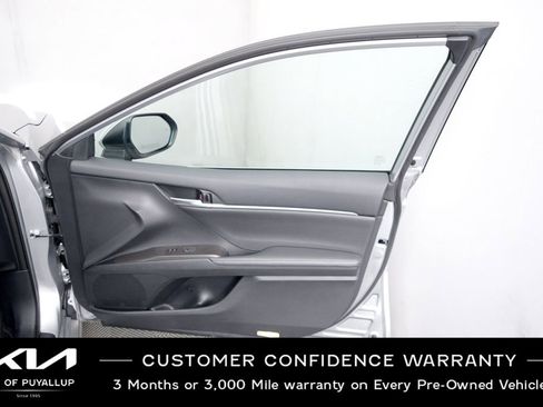 Used 2024 Toyota Camry XSE w/ Navigation Package image 15