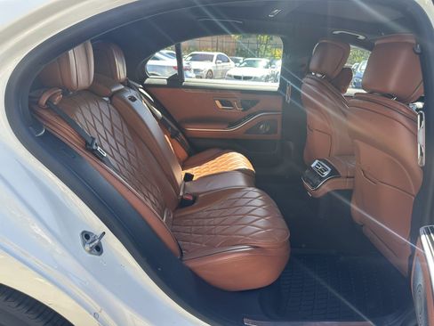 Used 2021 Mercedes-Benz S 580 4MATIC Sedan w/ Warmth & Comfort Package image 22