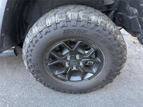 Used 2025 Jeep Wrangler Willys image 15