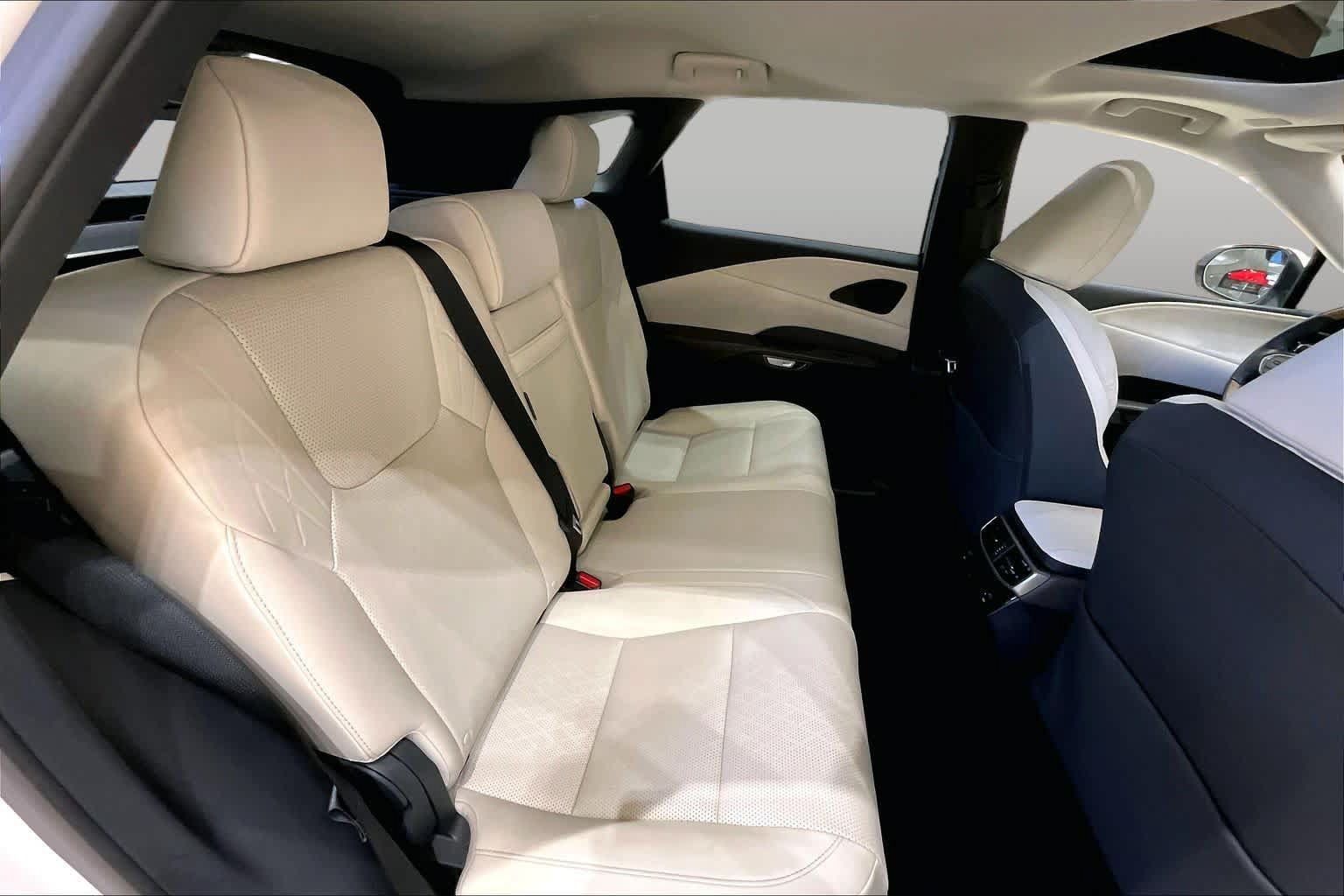 Certified 2026 Lexus RX 350 Premium Plus w/ Accessory Package (2T) FWD image 19