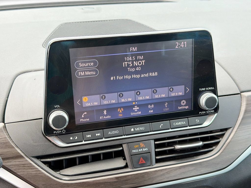 Used 2023 Nissan Altima 2.5 SV FWD image 15