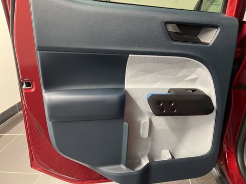 New 2026 Ford Maverick XLT image 33