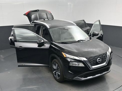 Used 2023 Nissan Rogue SL w/ SL Premium Package image 53