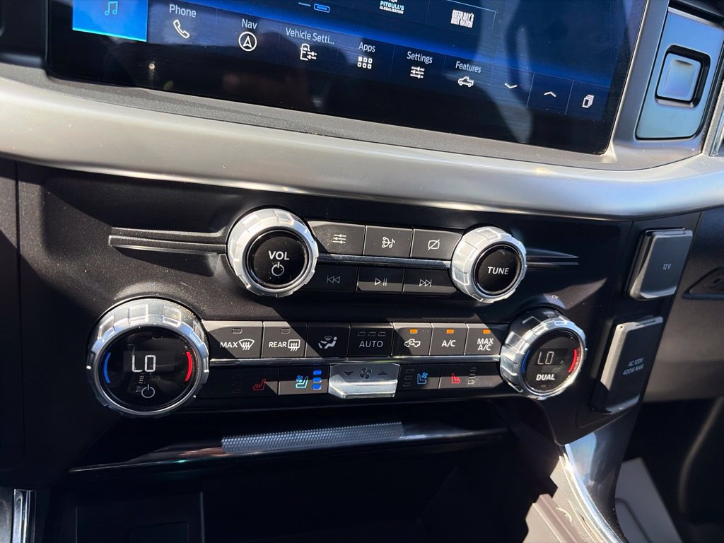 Used 2021 Ford F150 Lariat AWD/4WD image 26