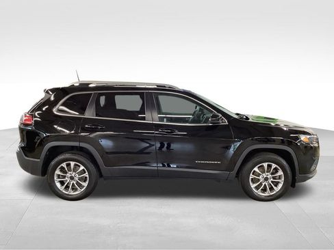 Used 2019 Jeep Cherokee Latitude Plus AWD/4WD image 25
