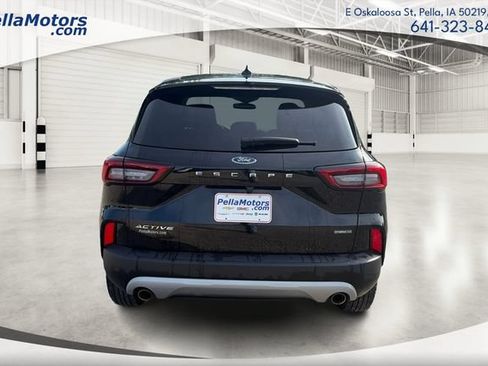 Used 2023 Ford Escape Active w/ Tech Pack #1 AWD/4WD image 4