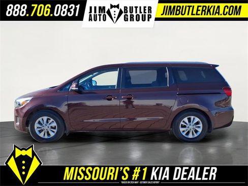 Used 2017 Kia Sedona LX w/ LX Essentials Premium Package image 23