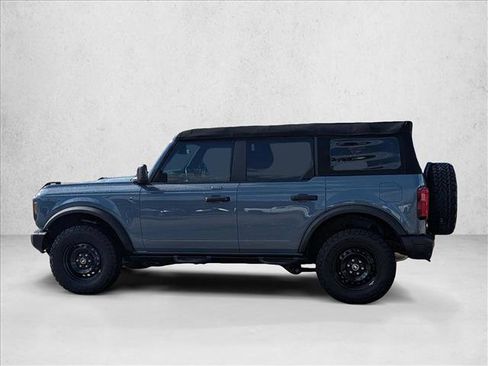 Used 2023 Ford Bronco Black Diamond image 8