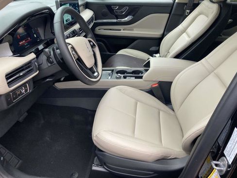 New 2026 Lincoln Corsair Premiere image 20