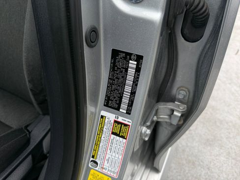 Used 2025 Toyota Camry LE image 29