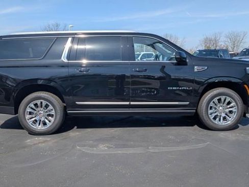 Certified 2026 GMC Yukon XL Denali w/ Sun & Power Step Package AWD/4WD image 9