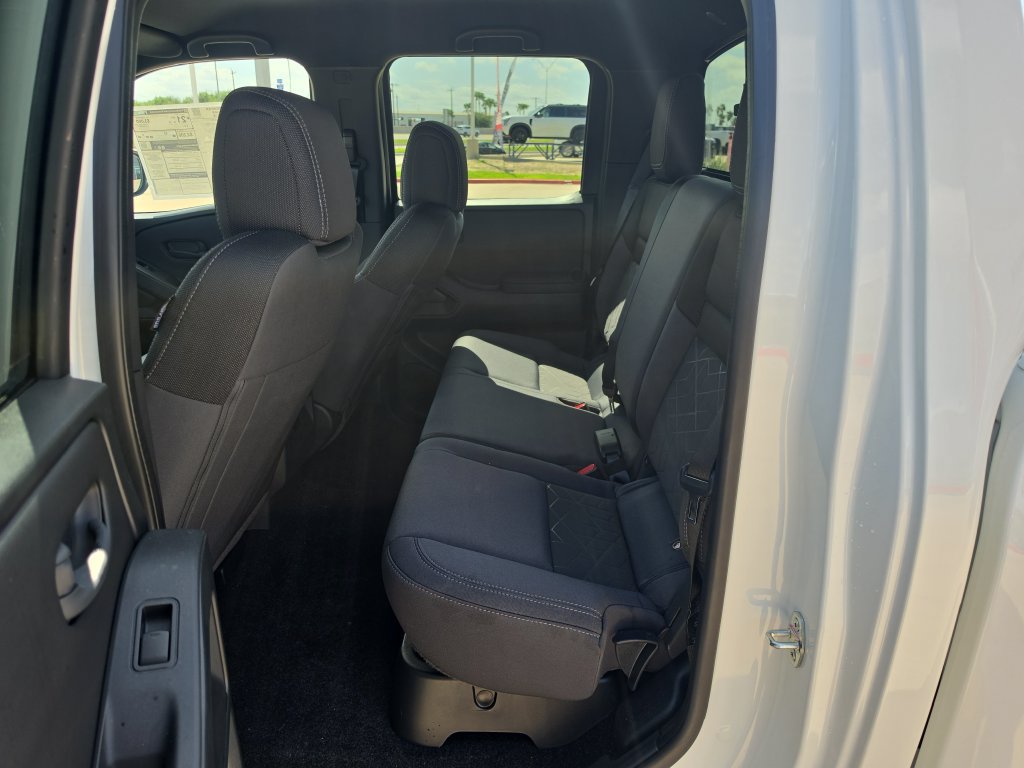 New 2027 Nissan Frontier SV w/ Tow Package RWD image 25