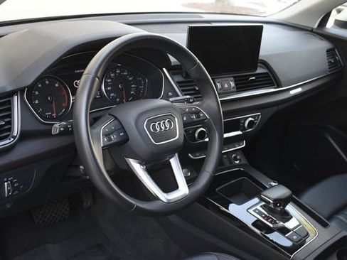 Used 2023 Audi Q5 2.0T Premium w/ Convenience Package AWD/4WD image 21