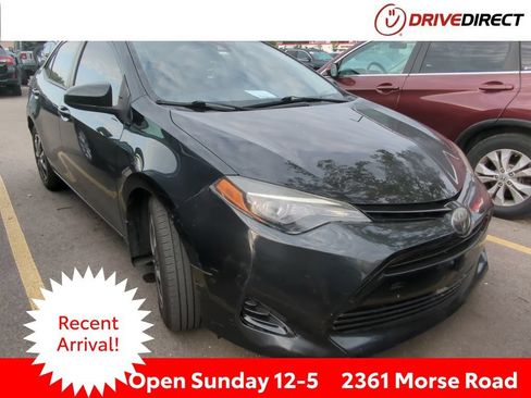 Used 2018 Toyota Corolla LE w/ Carpet Mat Package (TMS) FWD image 1