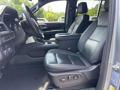 Used 2024 Chevrolet Tahoe LT RWD image 15