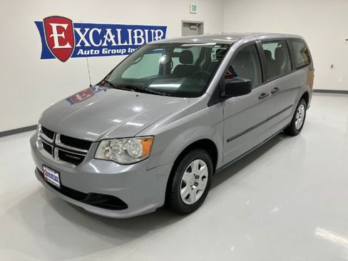 Used 2013 Dodge Grand Caravan American Value Package image 5