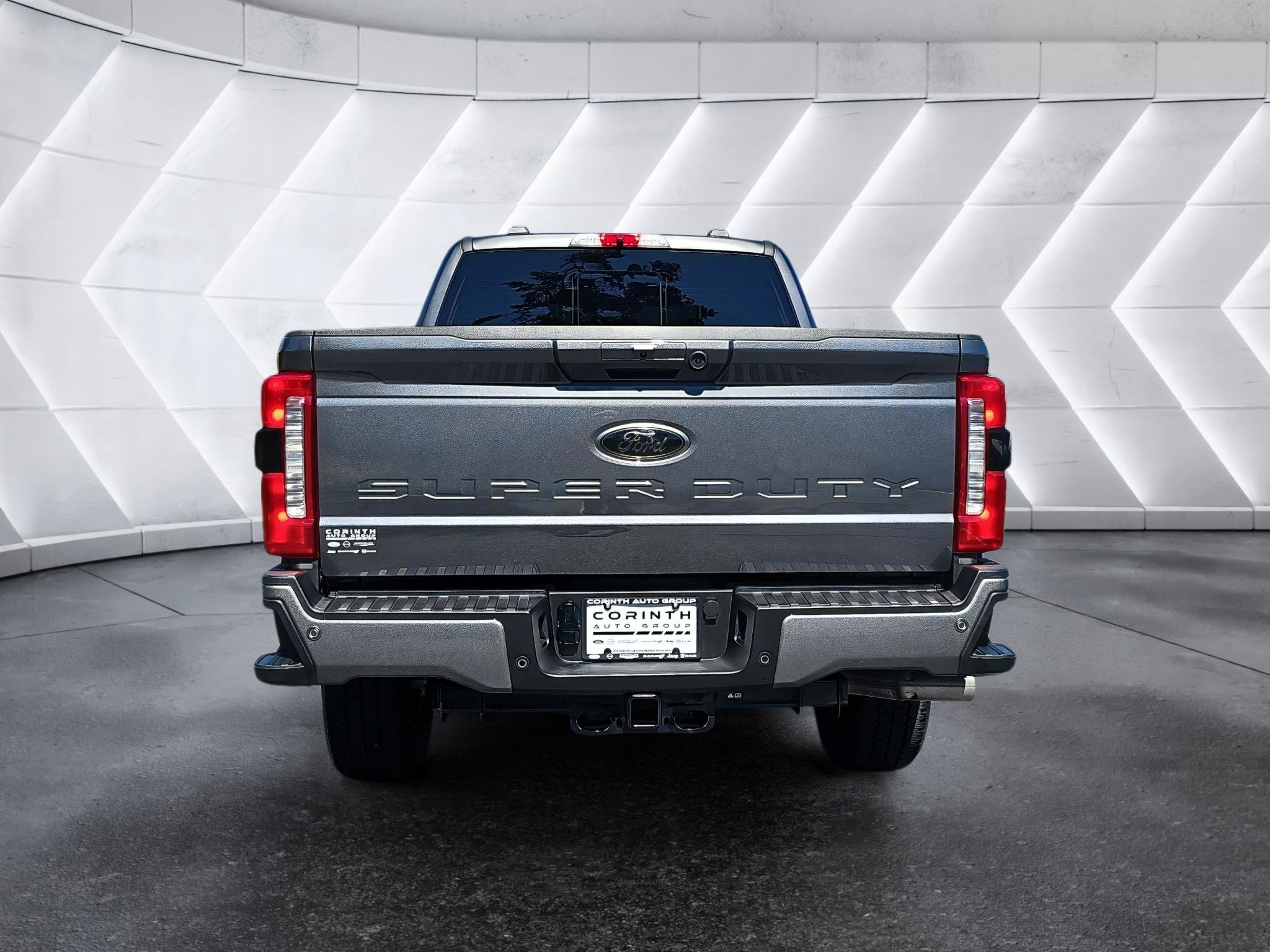 Used 2026 Ford F250 Lariat w/ Black Appearance Package AWD/4WD image 6