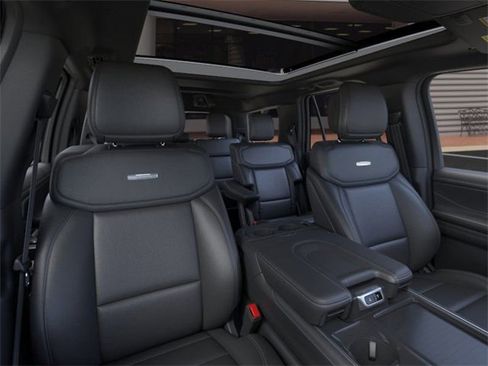 New 2026 Ford Expedition Platinum image 10