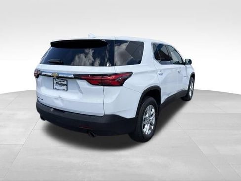 Used 2023 Chevrolet Traverse LS w/ LPO, Floor Liner Package AWD/4WD image 10