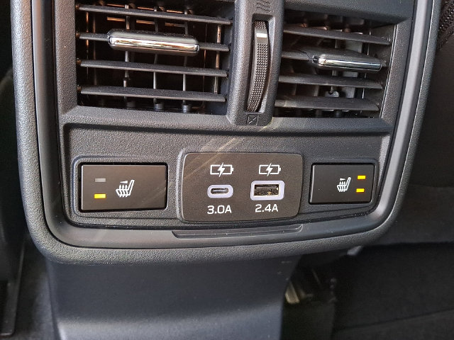Certified 2026 Subaru Outback Limited XT AWD/4WD image 11