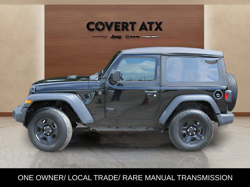 Used 2025 Jeep Wrangler Sport AWD/4WD image 2
