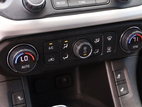 Used 2019 GMC Acadia SLT FWD image 20