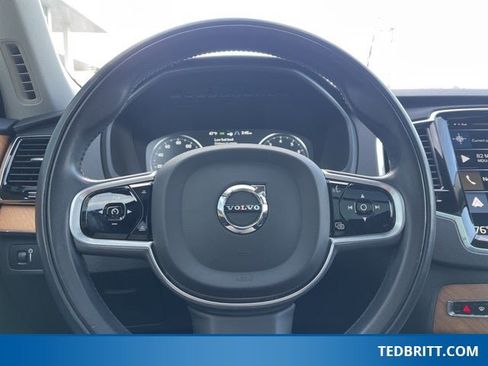Used 2021 Volvo XC90 T6 Momentum w/ Advanced Package image 28