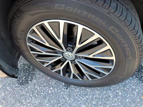 Used 2019 Volkswagen Jetta SE w/ Cold Weather Package FWD image 7