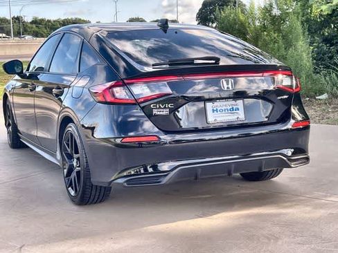 Used 2025 Honda Civic Sport image 5