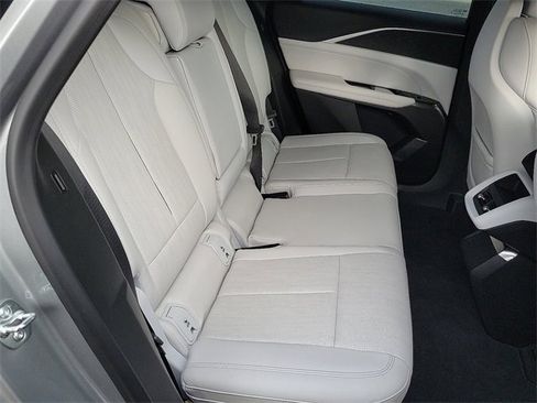 Used 2025 Cadillac Lyriq Sport image 23