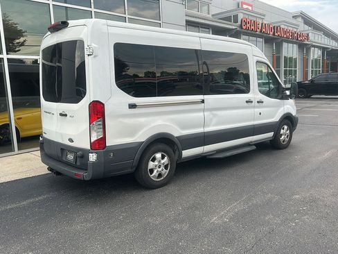 Used 2018 Ford Transit 350 XLT RWD image 2
