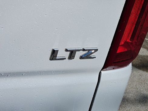 Used 2022 Chevrolet Silverado 1500 LTZ image 16