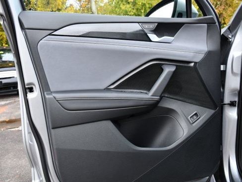 New 2026 Volkswagen Tiguan SE FWD image 10