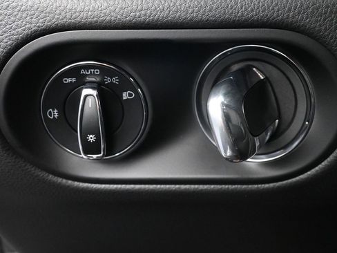 Used 2026 Porsche Macan S image 23