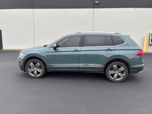 Used 2020 Volkswagen Tiguan SEL image 7