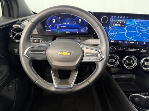 Used 2024 Chevrolet Blazer EV LT AWD/4WD image 14