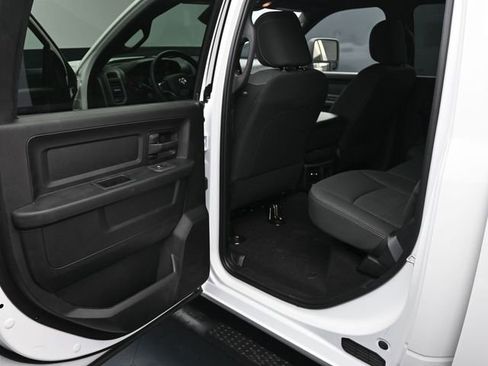 New 2026 RAM 2500 Tradesman AWD/4WD image 38